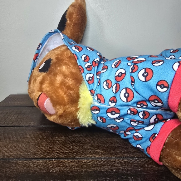 Build Bear Pokemon Eevee 18" Plush Pokeball Sleeper Pajamas - Picture 12 of 14
